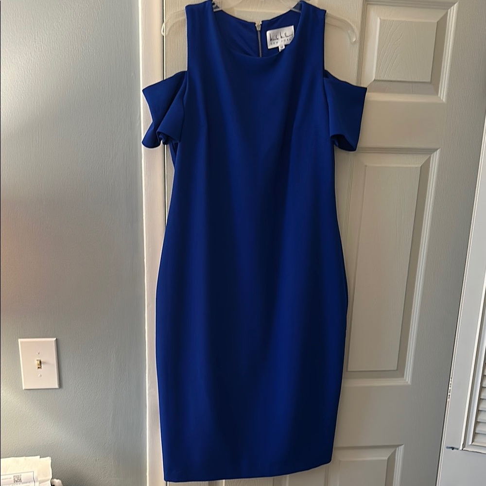 Nicole Miller- Elegant Blue Cold Shoulder zip back Dress